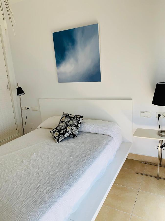 Bahia Apartment อัลมูเญการ์ ภายนอก รูปภาพ